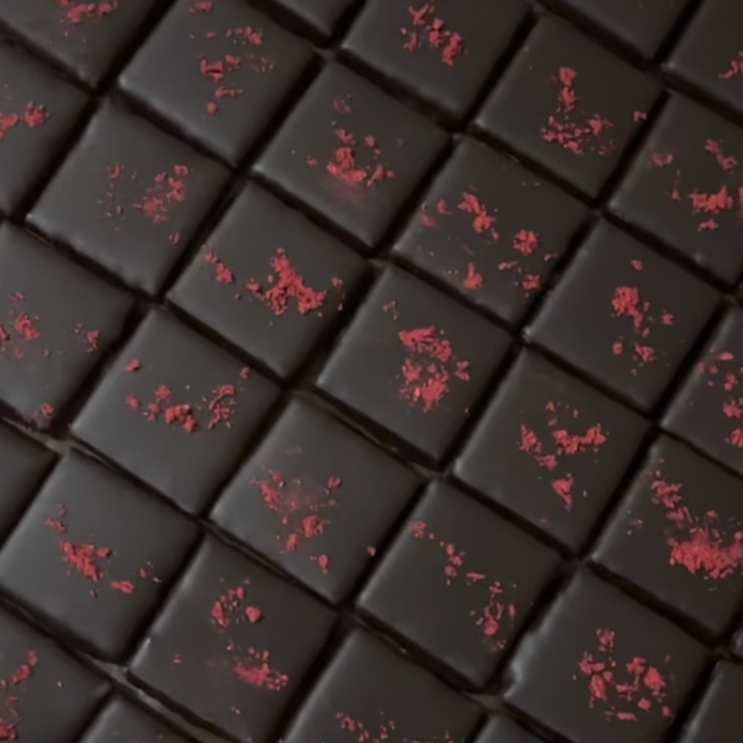 Cosmic Dealer - Wholesale Chocolate Box - Gift Box of 4 nut butter chocolates - Raspberry3