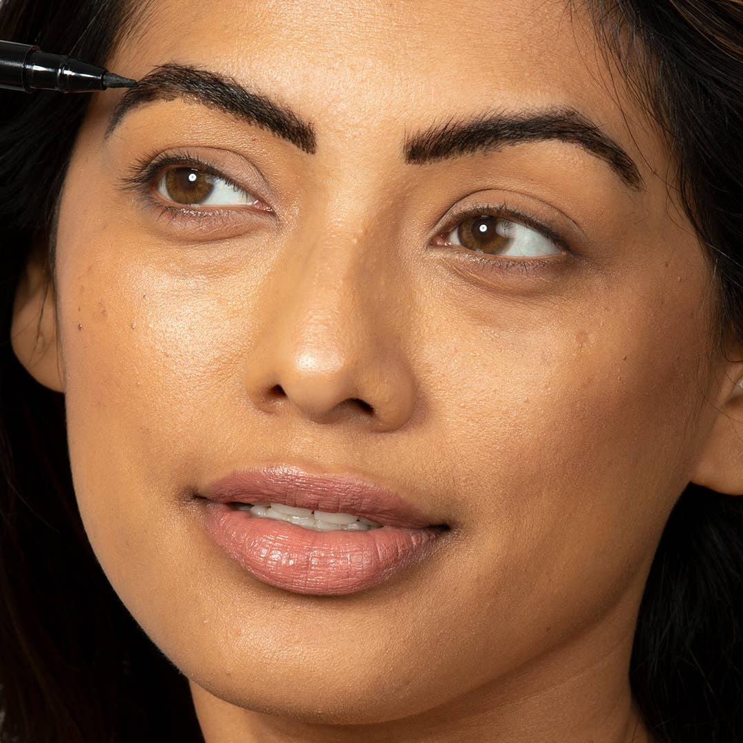 Billion Dollar Brows - Wholesale Eyebrow Pencil/Filler - The Microblade Effect: Brow Pen11