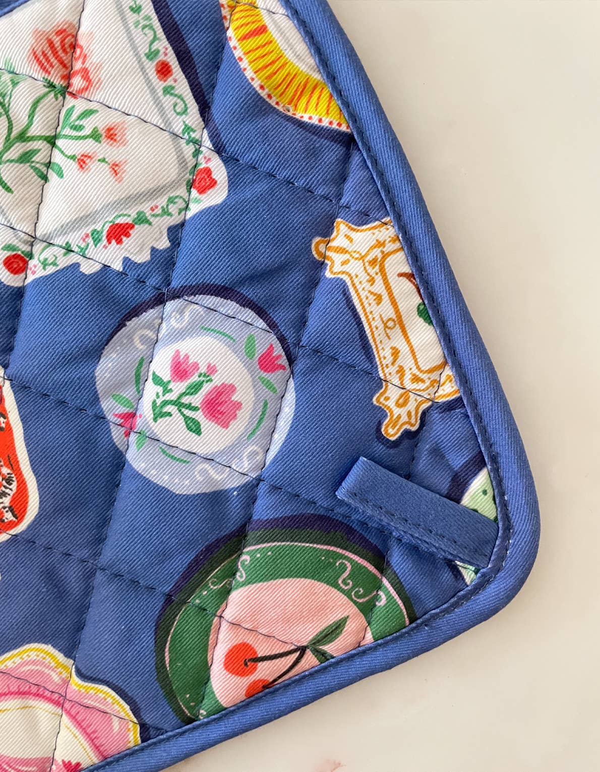 Idlewild Co. - Wholesale Oven Mitt/Pot Holder - Dinner Plates Cotton Oven Mitt + Pot Holder Set2