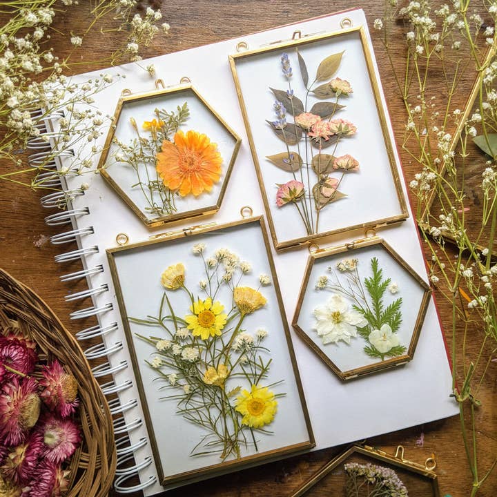 Wildry - Wholesale Picture Frame - Pressed Flower Frames in Vintage Brass Style Frame