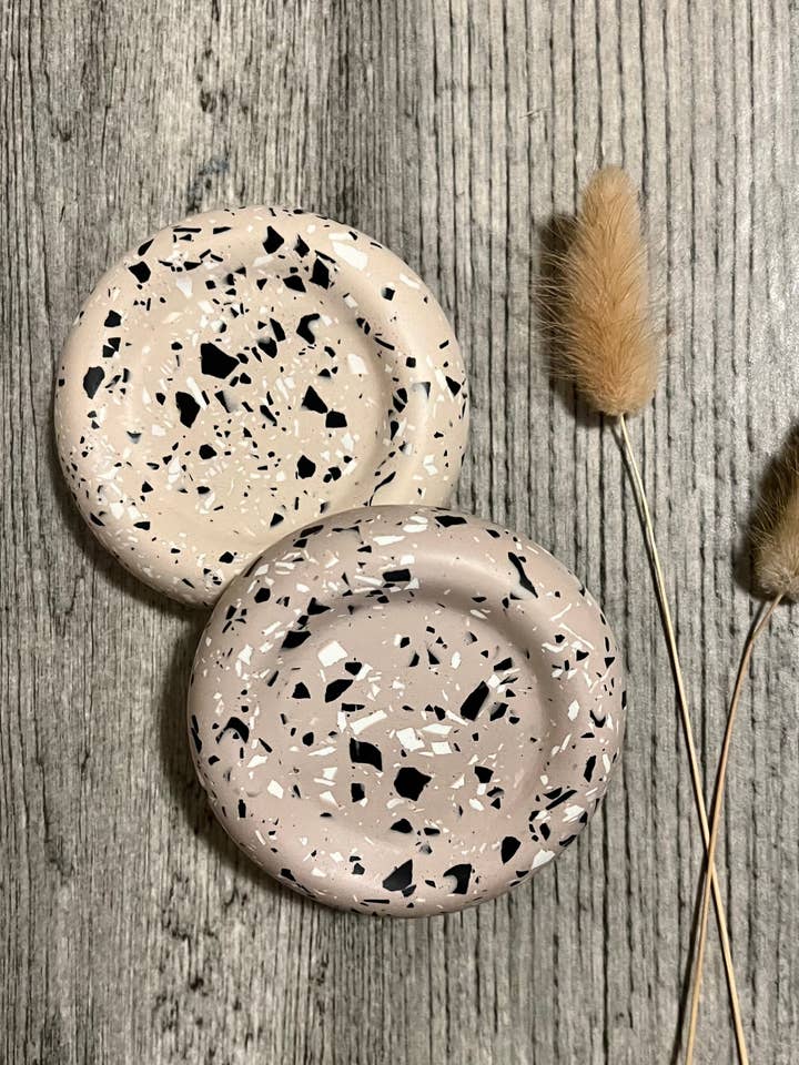 Terrazzo Doughnut nipsting fad for engroshandel hos EMB Pretty