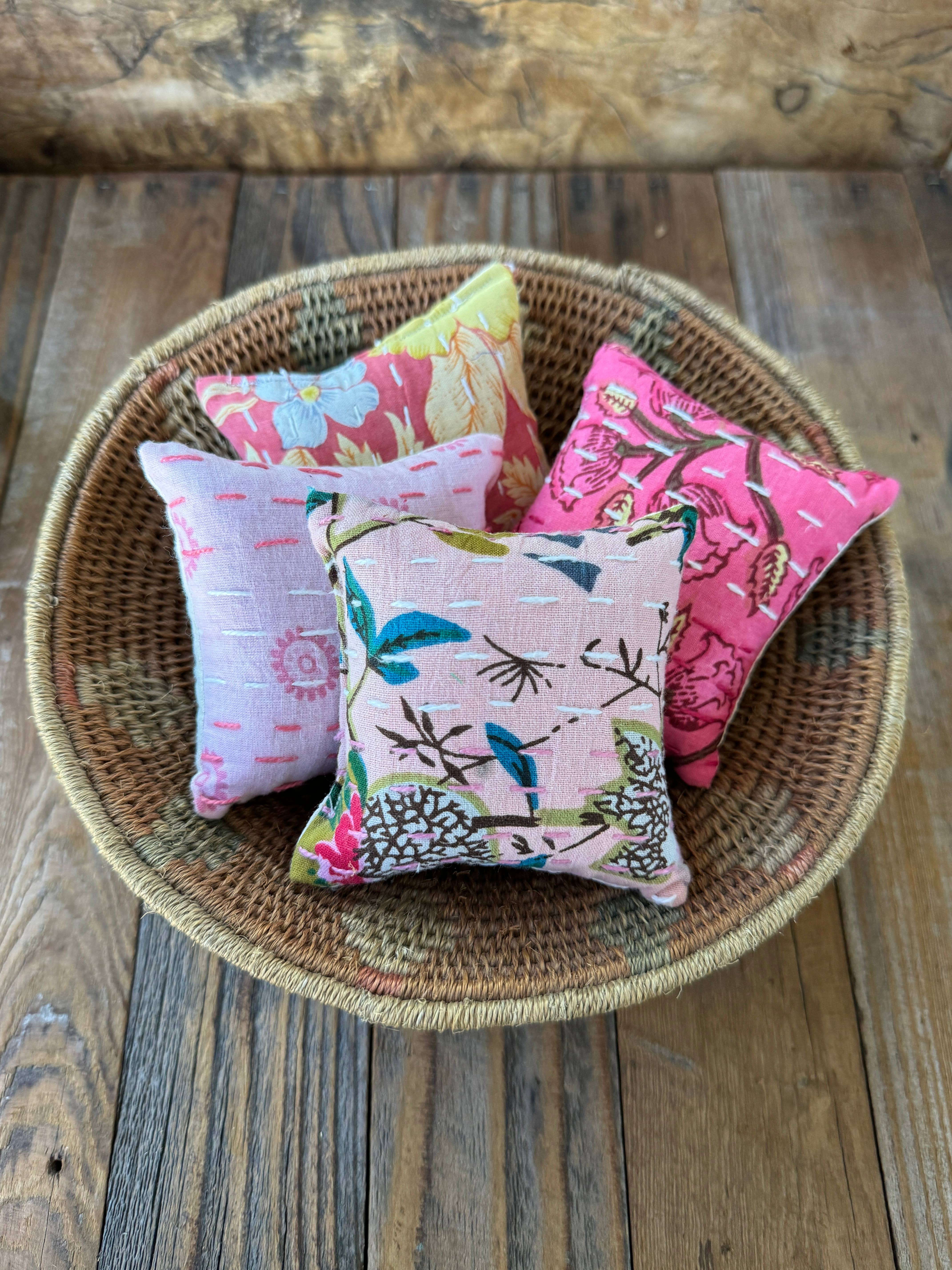 Belle's Nest - Wholesale Sachet - Pink Square Lavender Sachets 1