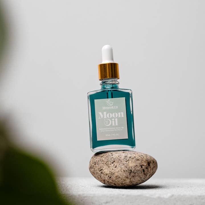 studio moonskyn inc - Wholesale Facial oil - Moon Oil0