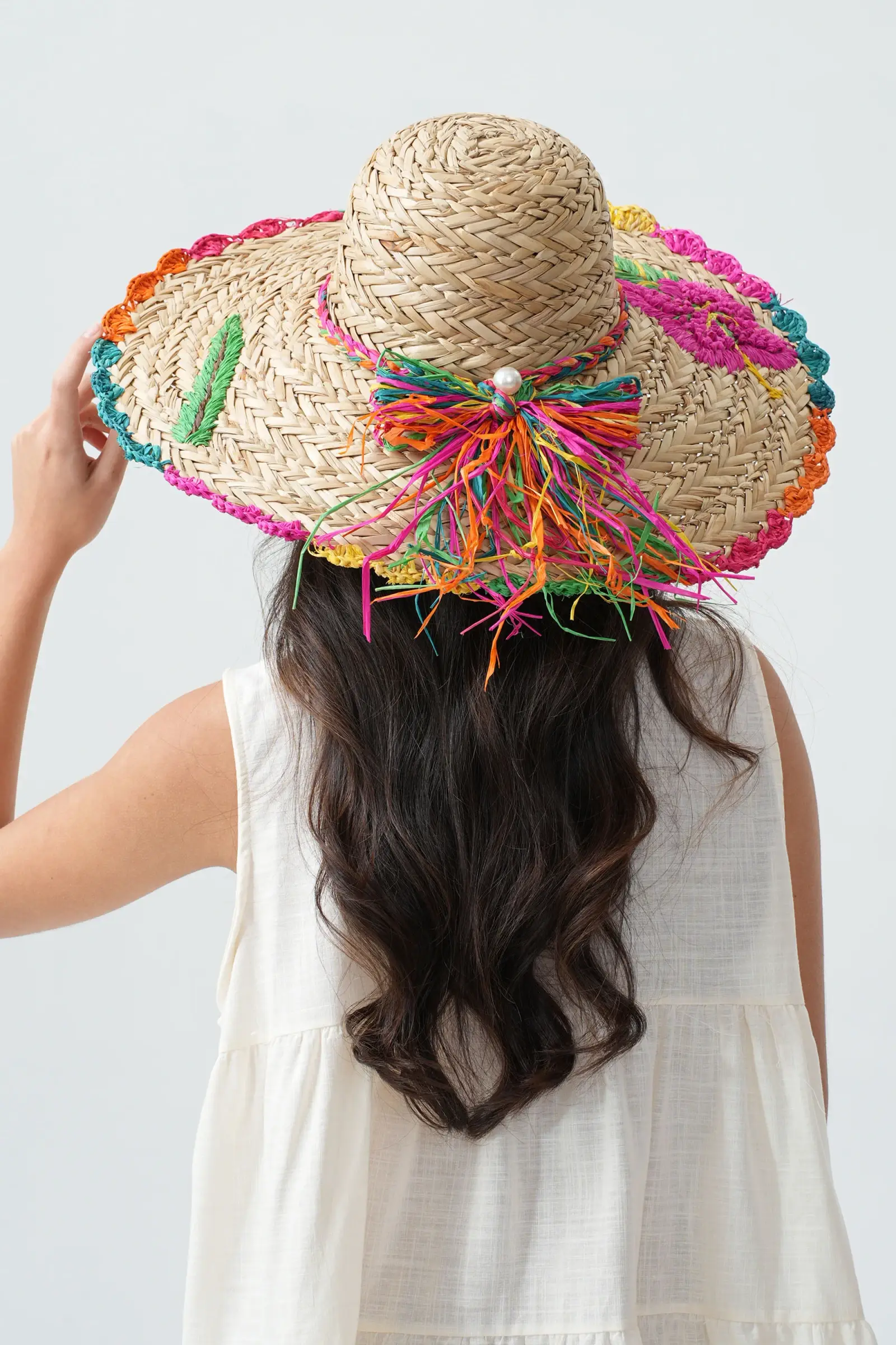 Multicolore Chapeau De Paille Brodé Avec Nœud Papillon H29251 en vente sur Faire1