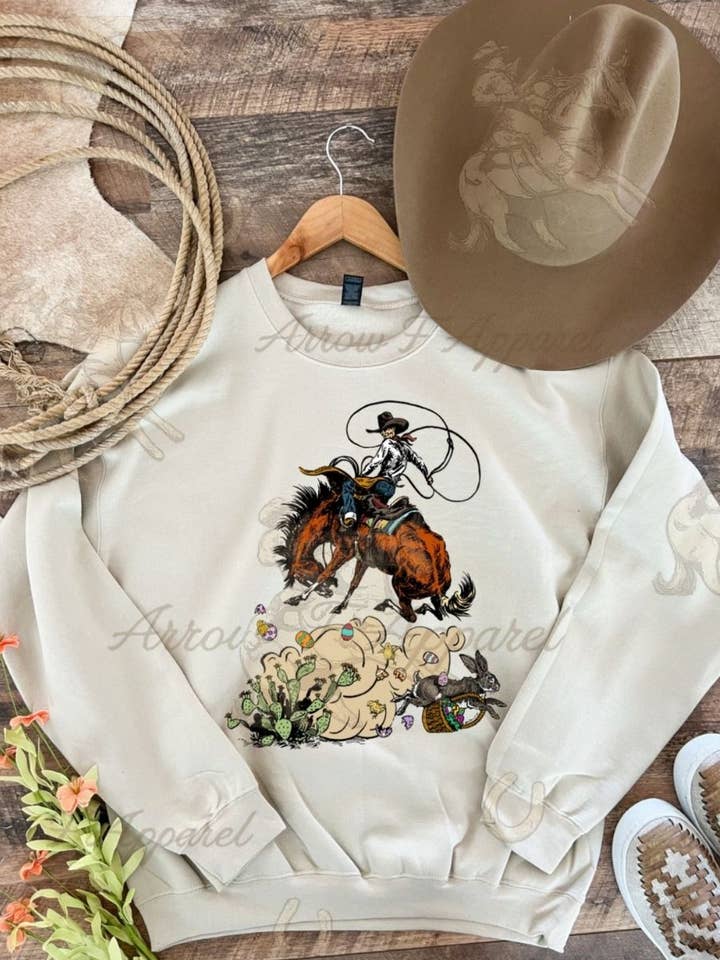 Sudadera o Camiseta "Conejo Travieso" (Arena) para venta al por mayor de Arrow F Apparel