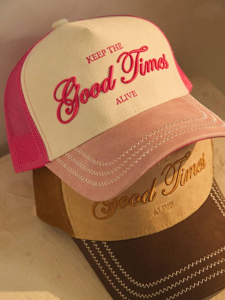 Two-tone Trucker Hat for wholesale by Oddi