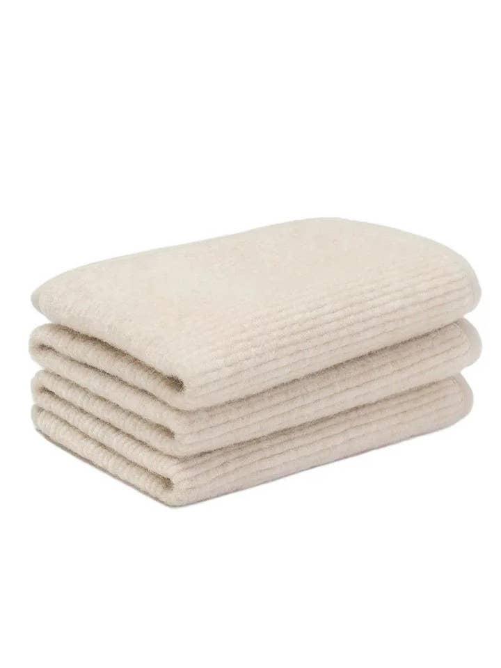 Wollmantel/Kinderbettdecke mit Rippenstruktur – Merinowolle – 60 x 120 cm für den Großhandel von Lille Barn