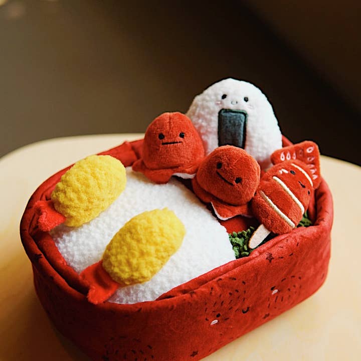 Woof & Co. - Wholesale Pet Plush Toy - Dog - Benny Bento Box