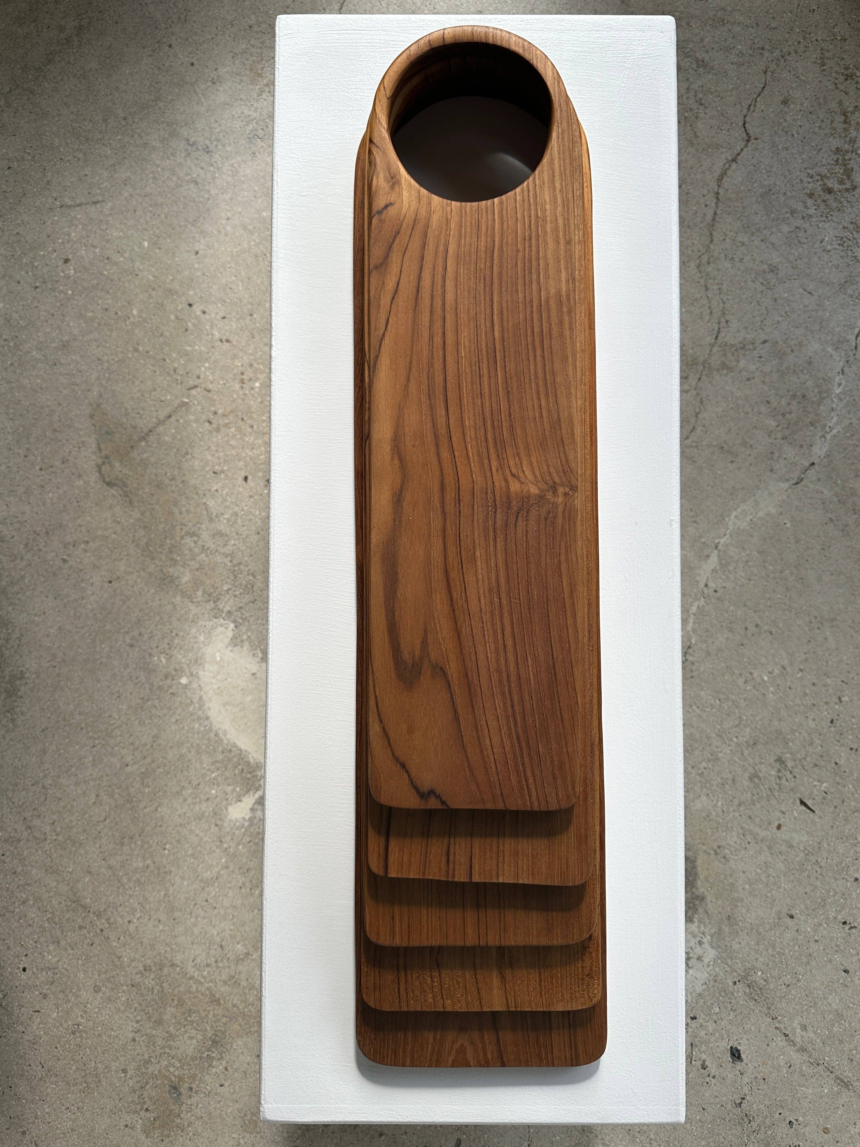 Office Objets - Wholesale Cutting Board - Monoxyle teak cutting or presentation board with handle (T3)15