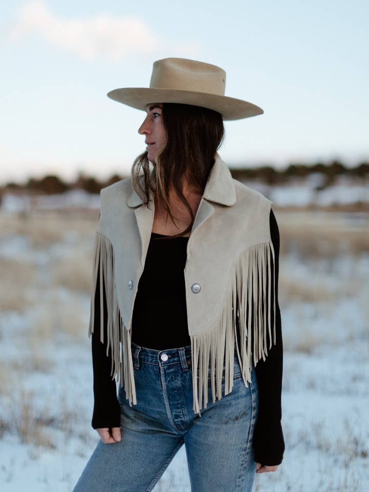 GROSSIST Mocka Sjalkofta för wholesale av Crossbow Leather