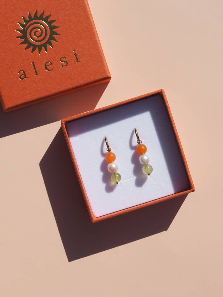 18K Gold Süßwasserperlen Aventurin Tropfen Creolen für den Großhandel von Alesi Jewellery