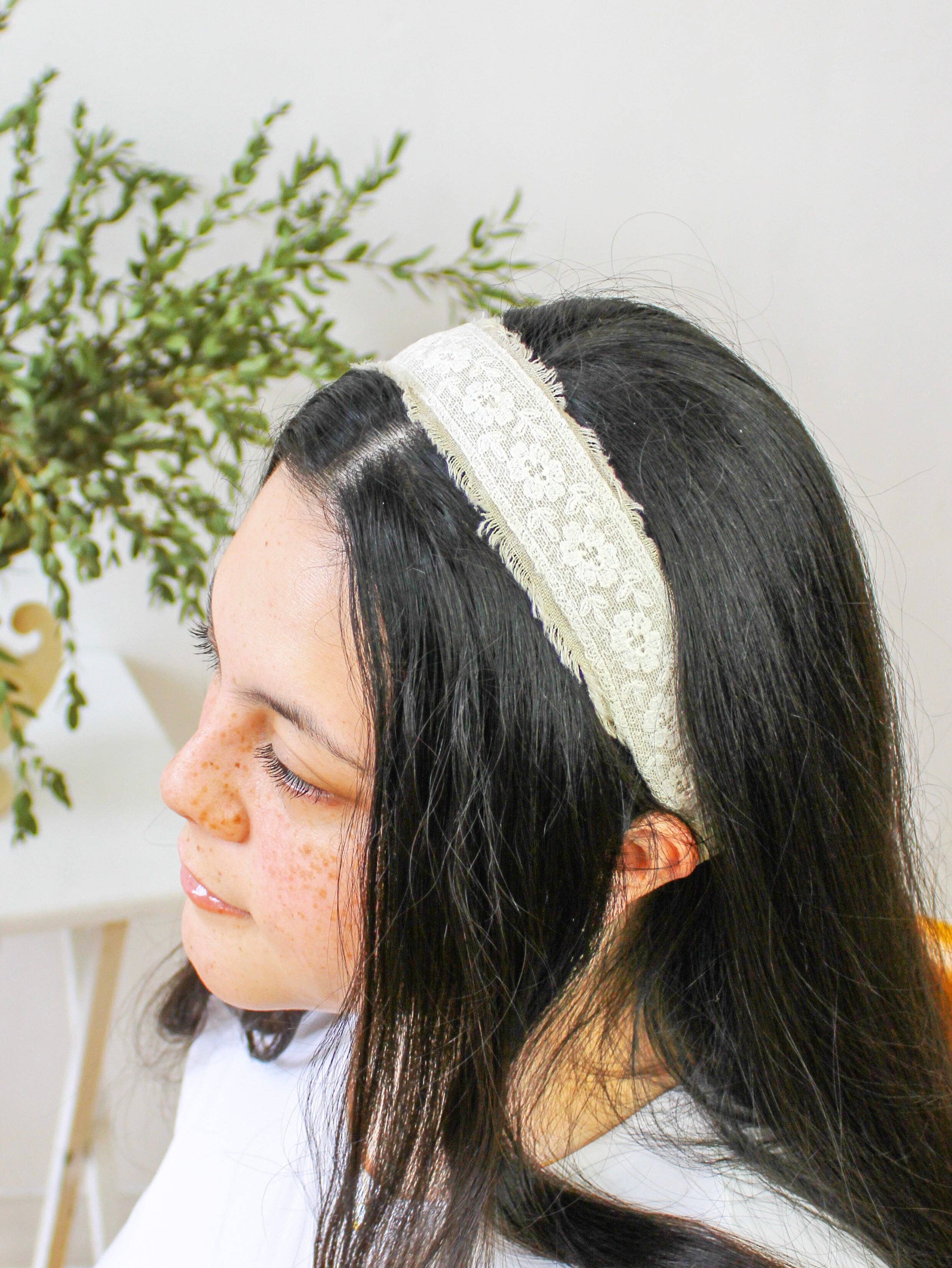 Ash & Rose - Wholesale Fashion Headband - Women's - Clara Lace and Linen Headband2