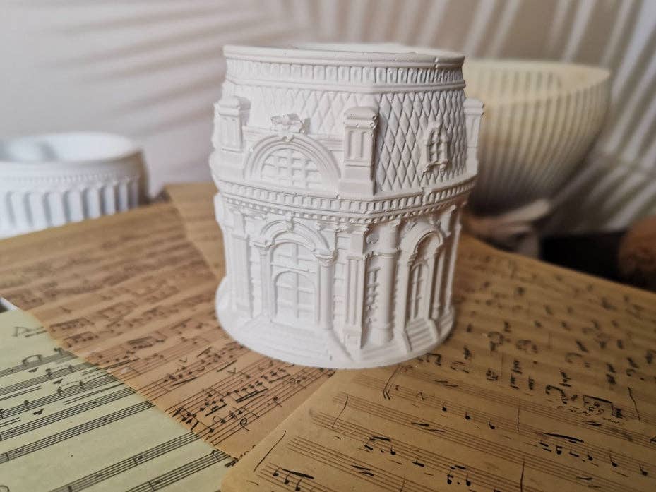 Sweet Happiness - Wholesale Decorative Jar - Louvre Inspiration