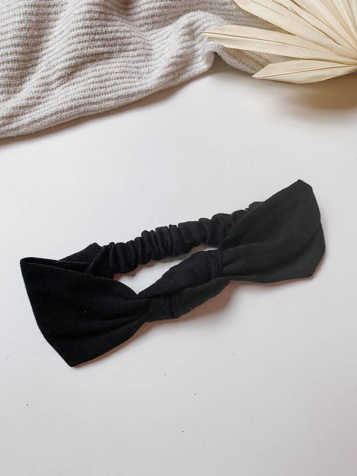 Coquelicot pour la vente par The Knotted B