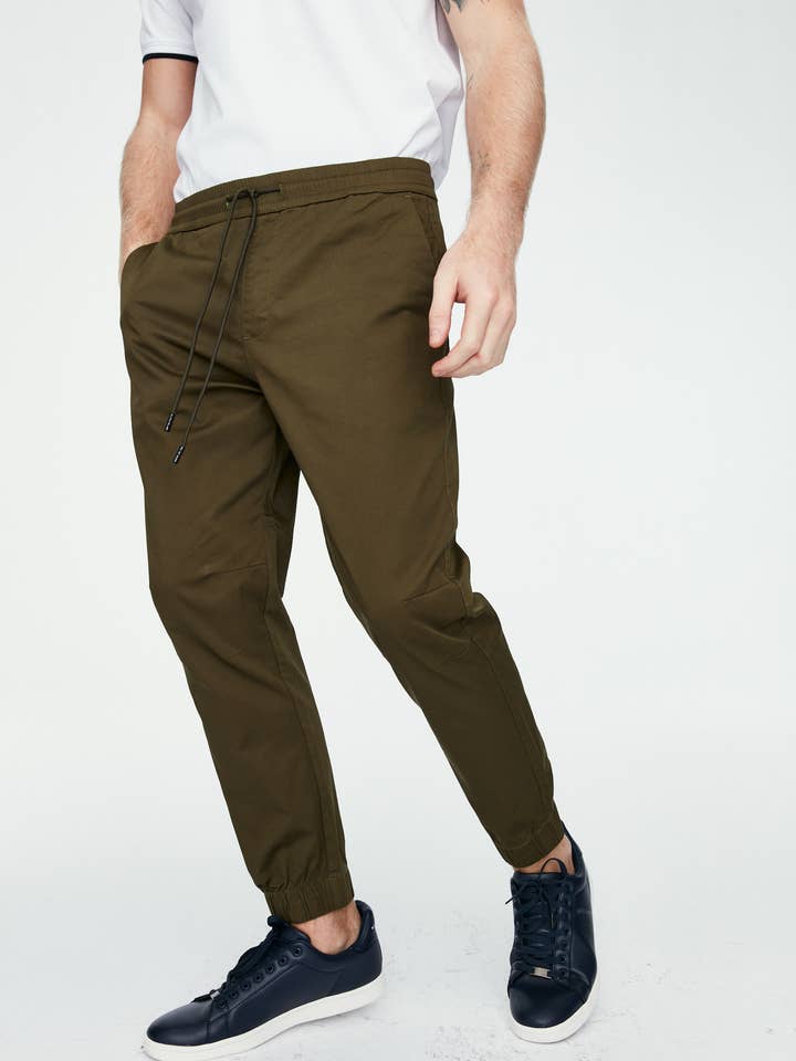 Sport Pants with Drawstring – Stretch Cotton – Tasmania model for wholesale by Núñez de Arenas