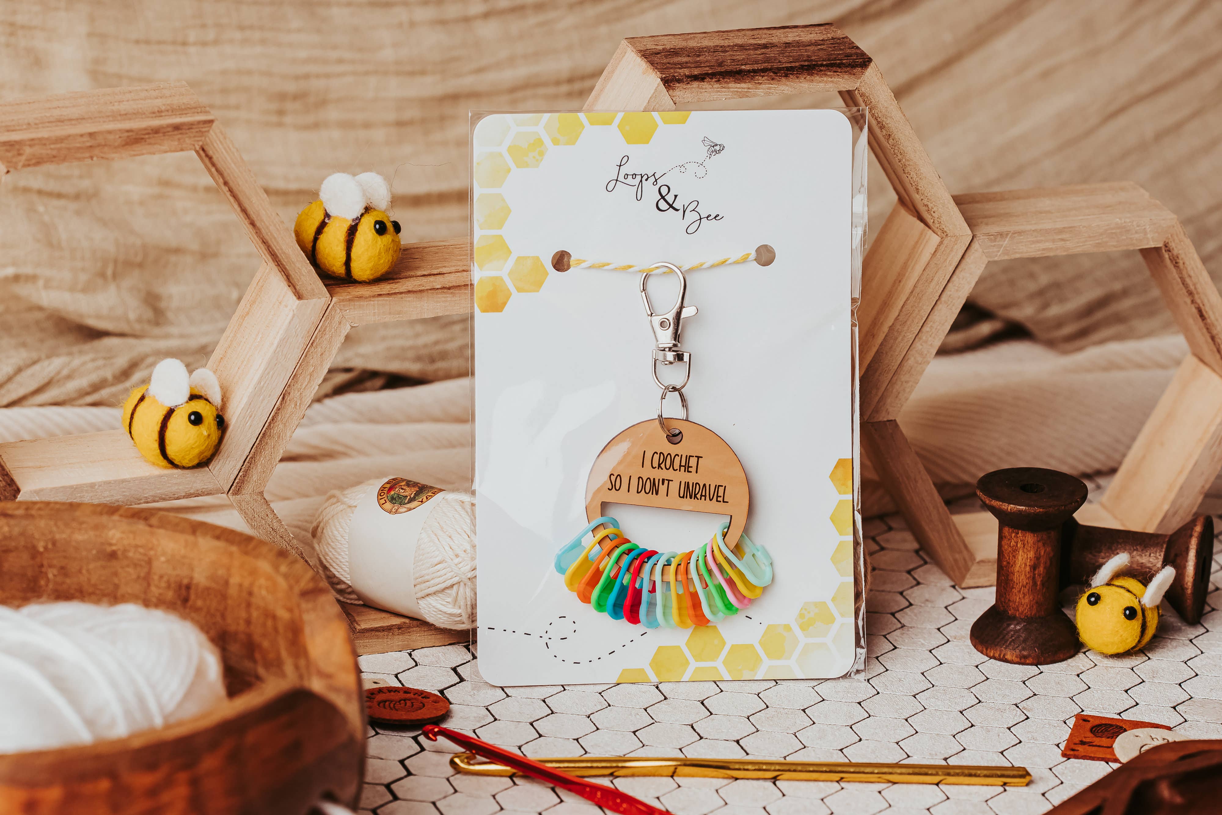 Loops & Bee - Wholesale Knitting/Crochet Supplies - Stitch Marker Holder Keychain5