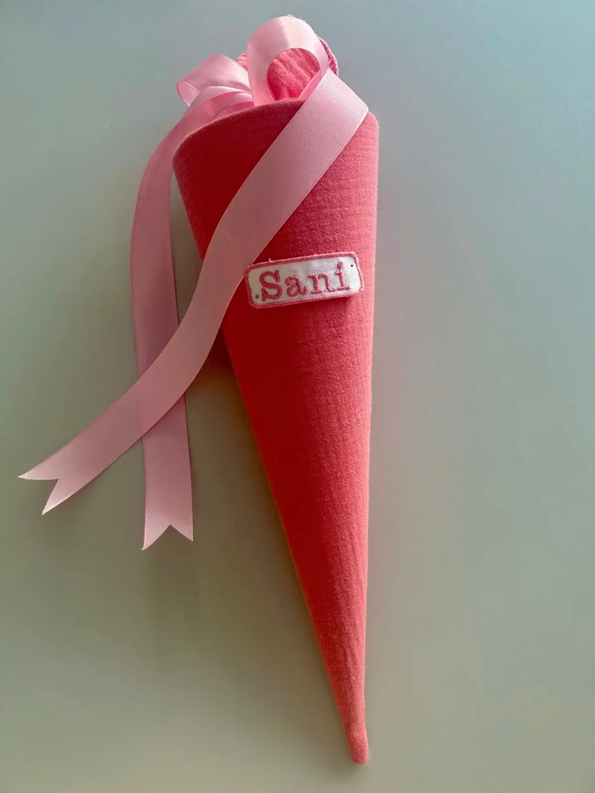 Küstenfieber® - Vente Sachet cadeau/boîte cadeau pour invités - Cône d'école en mousseline rose – fait main – 35 cm / 70 cm3