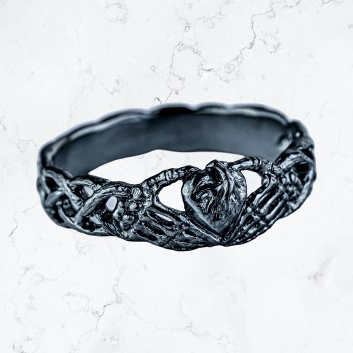 Fantasy Gothic World - Wholesale Band/Stacked Ring - Sterling Silver Claddagh Ring - Irish Claddagh Ring