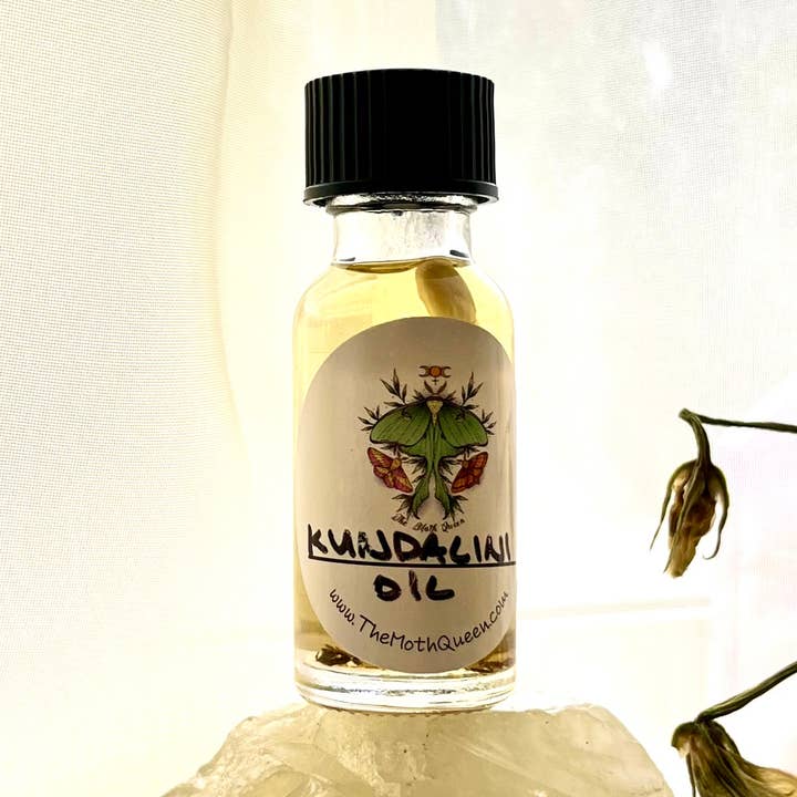 Olio Kundalini per la vendita all'ingrosso da parte di The Moth Queen