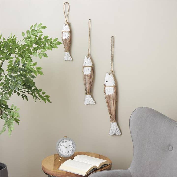 Hanging Wood Fish Decor - Set of 3 for wholesale by Will's Company