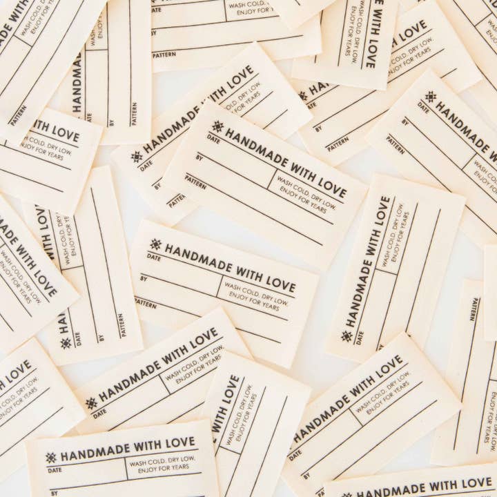 Sarah Hearts – wholesale Craft supplies – Quilt Info Large Write-In Organic Cotton Sewing Labels