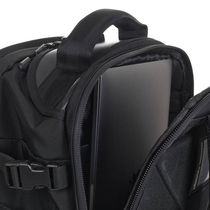 Elitex Training - Wholesale Backpack - Unisex - Pro Series 45L Black Backpack4