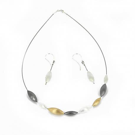 Collana di 8 elementi in argento placcato oro e ossido - per la vendita all'ingrosso da parte di Korczynski Design Jewellery