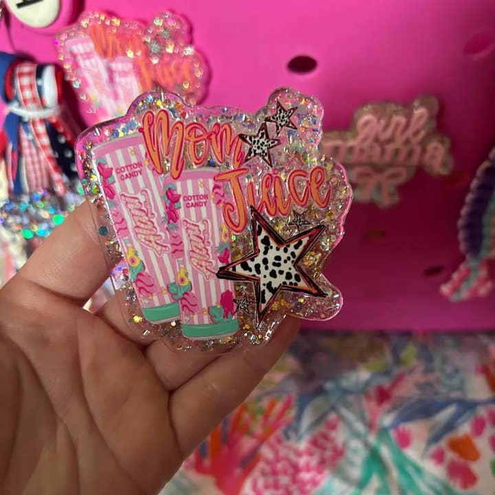 Ciondolo Bogg bag glitterato Mom Juice per la vendita all'ingrosso da parte di The Pink Peach