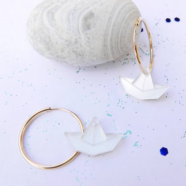 BÅTÖRHÄNGEN, små, somriga, med guldring för wholesale av BiCA-Good Morning Design