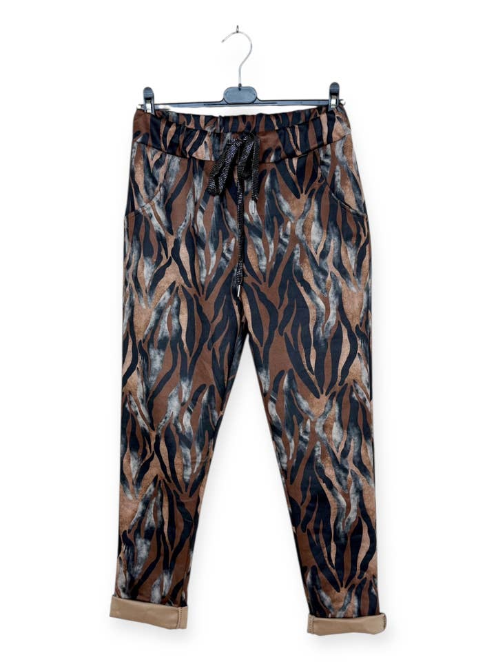 Lucky Nana - Wholesale Pants - Women's - AH 3107 - Patterned Jogger Pants32