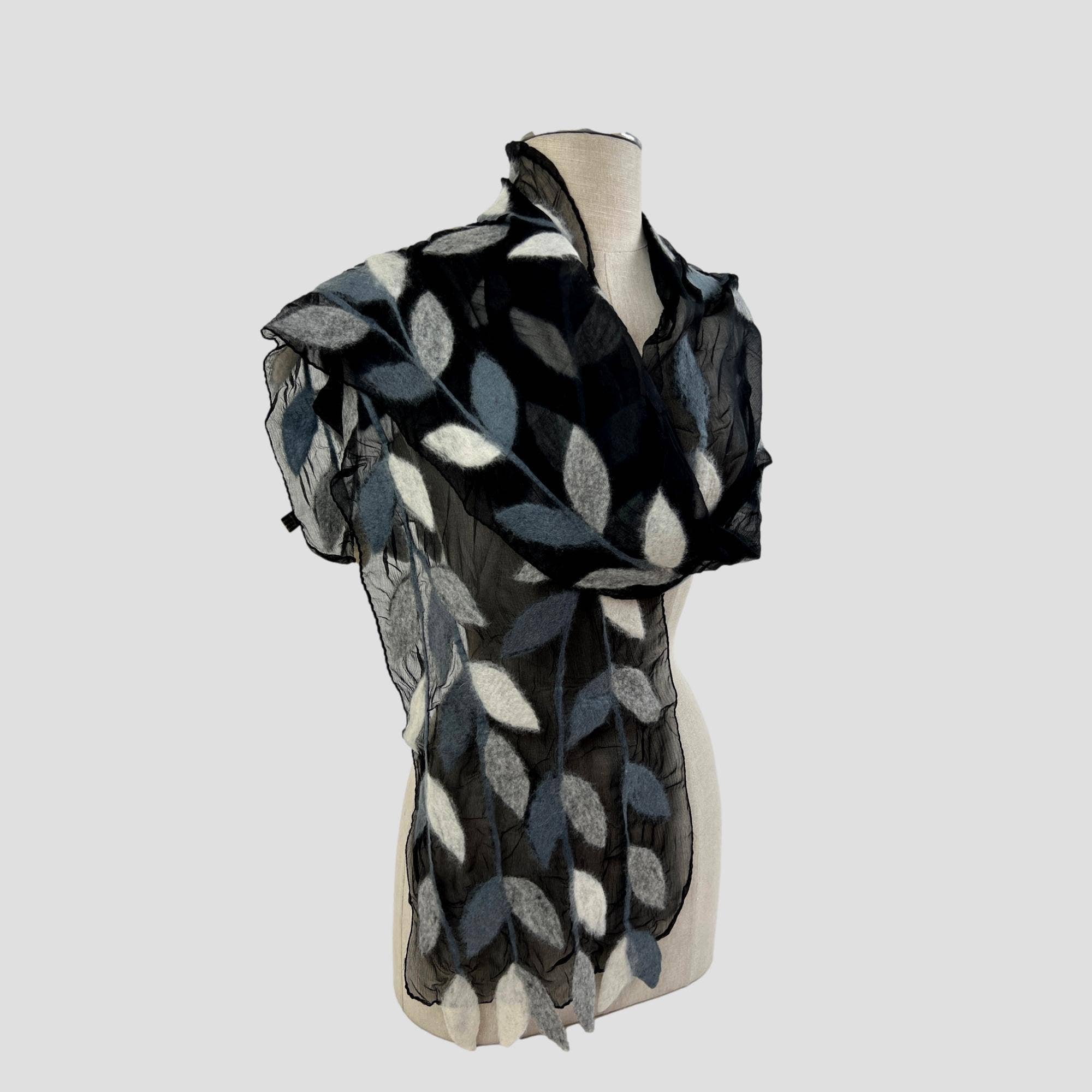 Feltiful - Wholesale Scarf - Women's - Variant Color Leaf Merino Wool Handmade Felt Scarf7