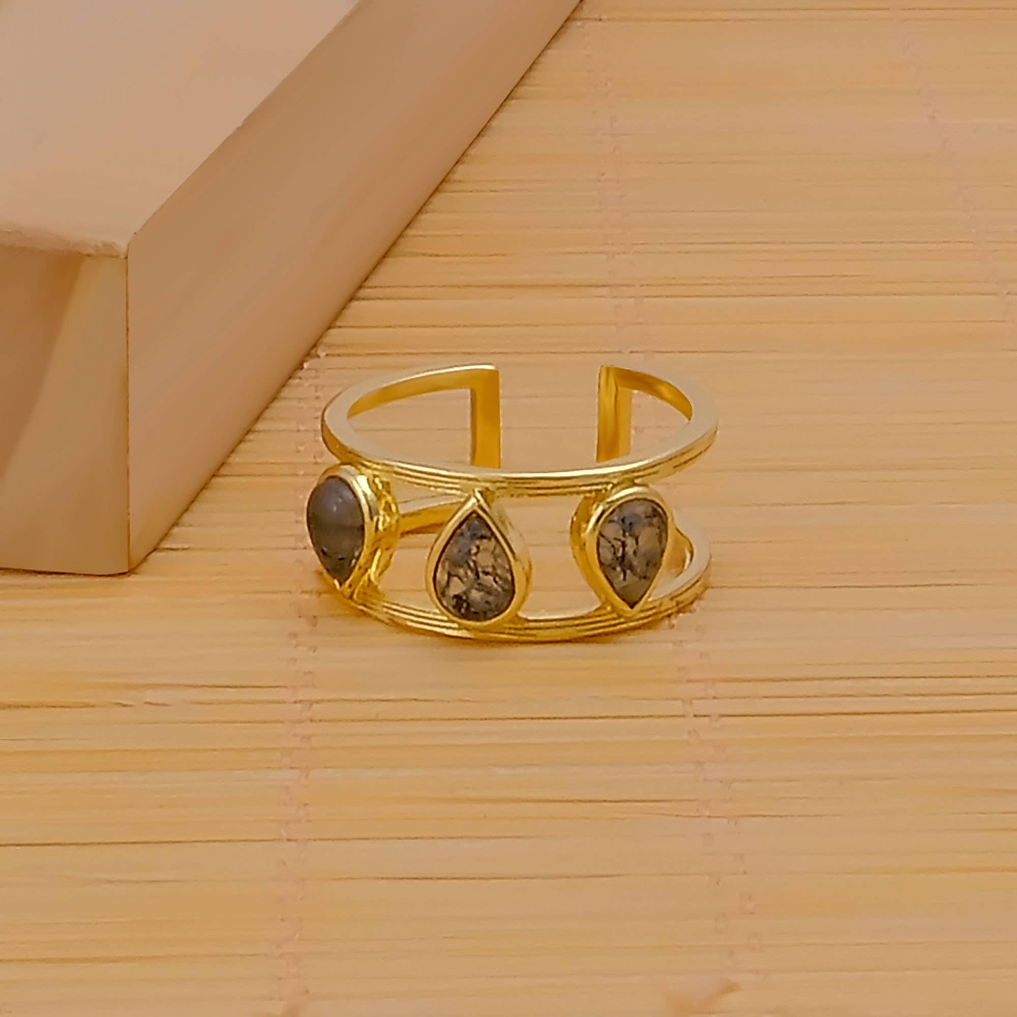 El Joyero - Wholesale Multi-Stone Ring - Moss Agate Three-Stone Ring Adjustable Gold-Plated Band Ring0