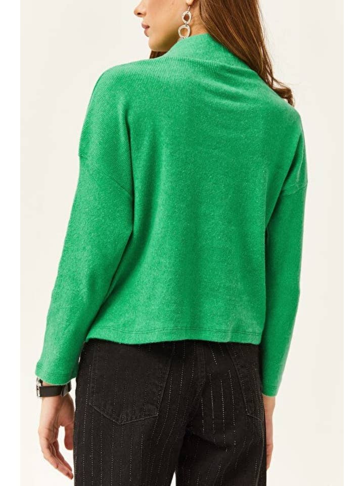 Hoxton Gal – wholesale Knitted jumper – Women′s – Zip-Up High Neck Brushed Sweater8