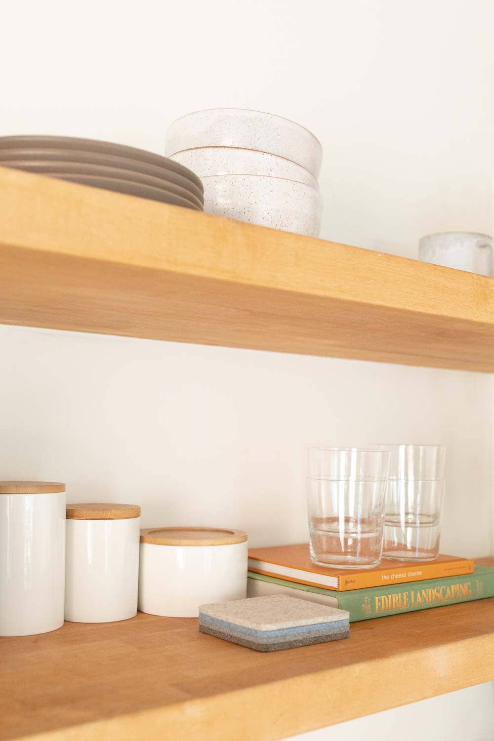 KULLERSTEN Bierfilzl Merinoullfilt Fyrkantig Glasunderlägg 4-pack Gatsten för wholesale på Faire2