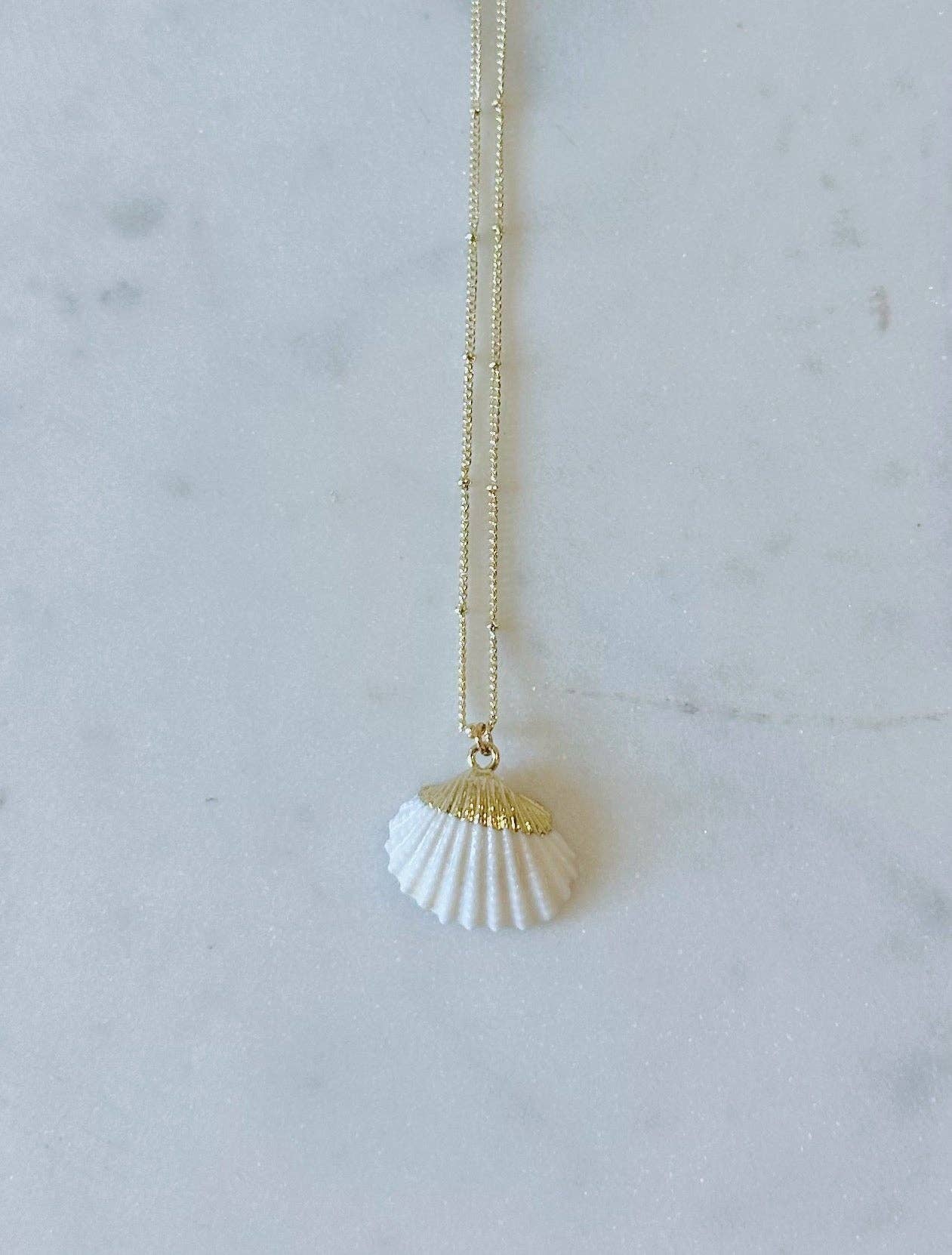 Salt & June - Wholesale Pendant/Charm Necklace - Gold seashell necklaces13