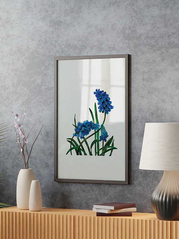 Muscari Mount Hood, stampa d'arte con fiori blu per la vendita all'ingrosso da parte di Shaku