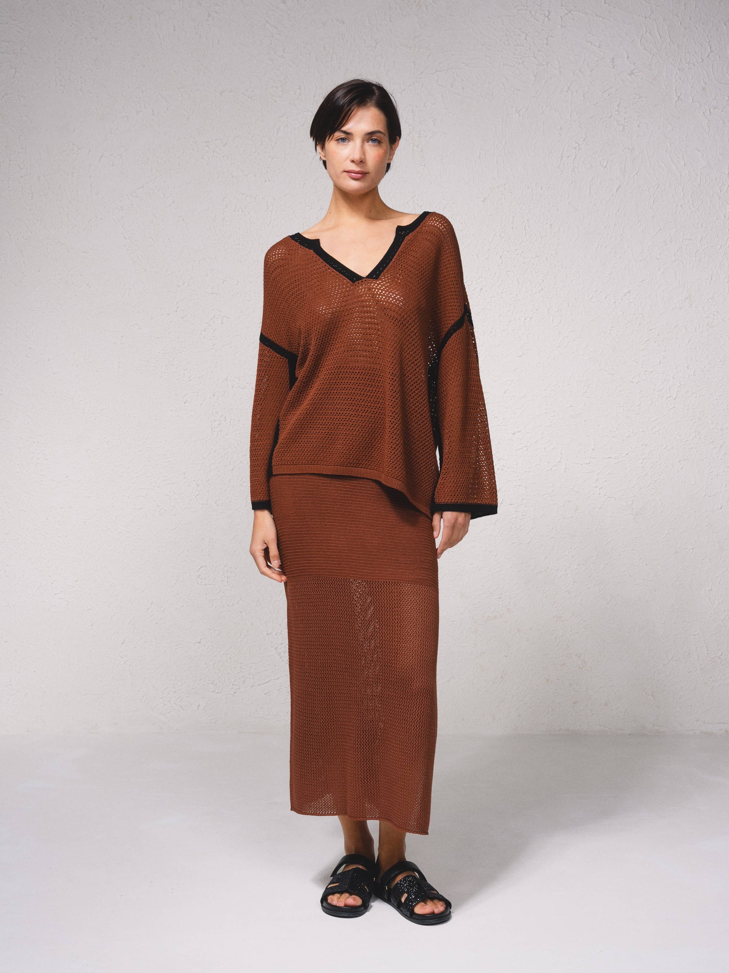 SMF - Wholesale Knit Sweater - Women's - 259158 - Sweater with contrast stitching 5