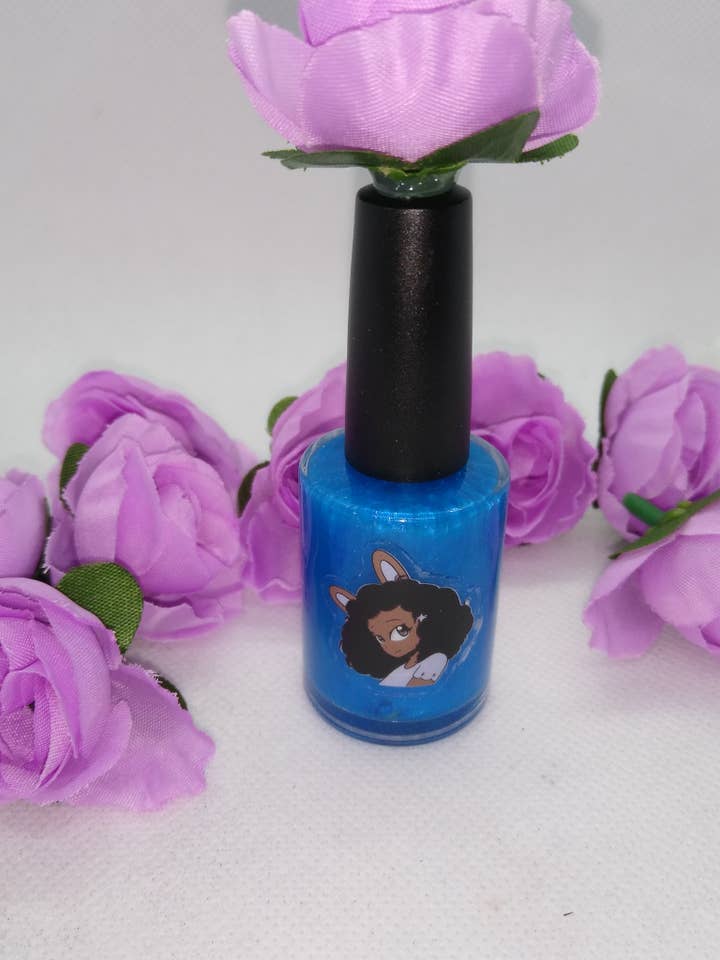 Chanellie- Esmalte de uñas «Bougie Bitch» de Usako 10 gratis (Basic Bitch Blue) para venta al por mayor de Chanellie