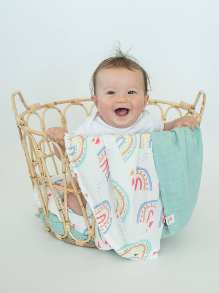 Baby swaddle blanket for wholesale by SnowyMoose