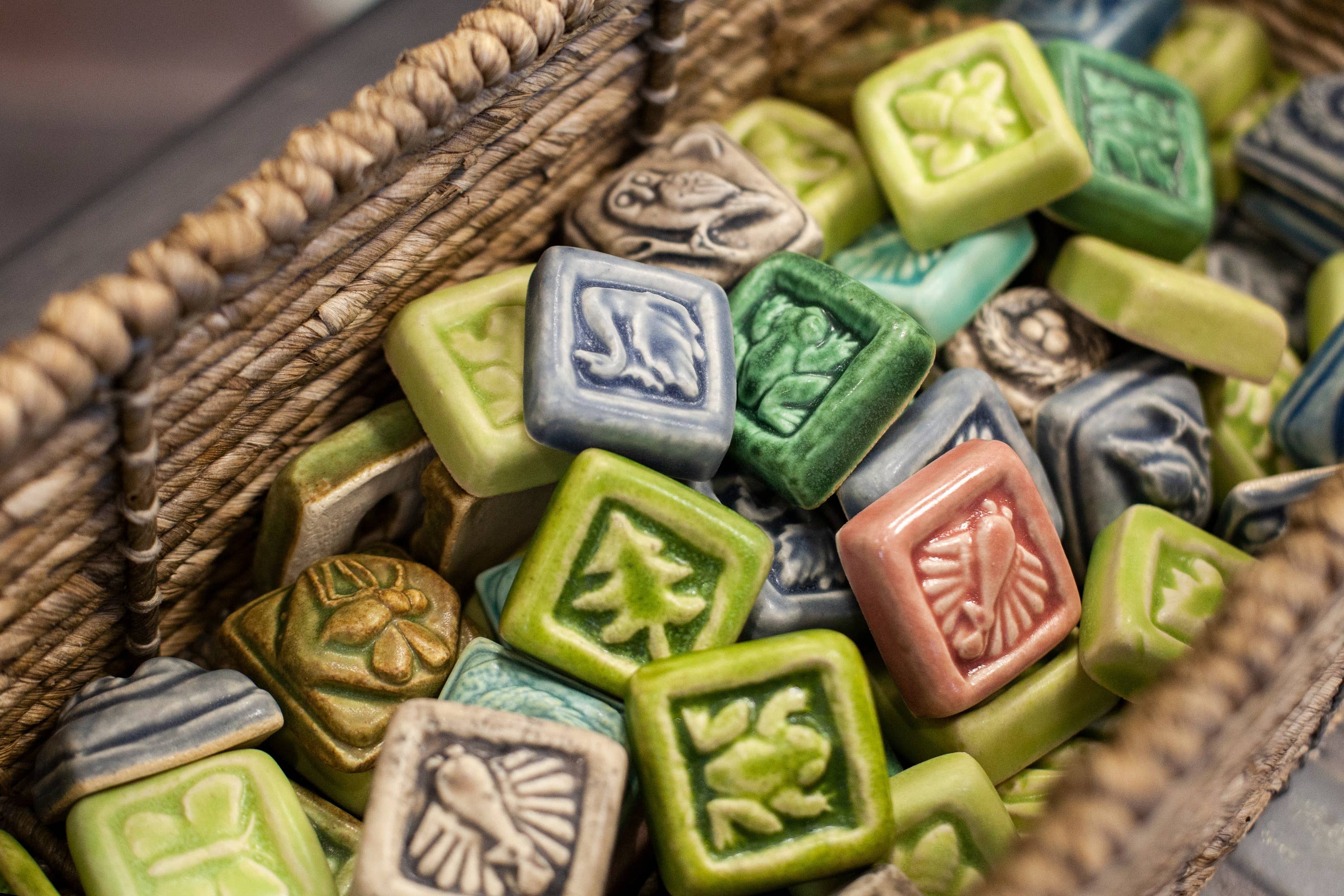 Whistling Frog Tile Inc. - Wholesale Wall Tile - Owl Friends Art Tile 4x4"6