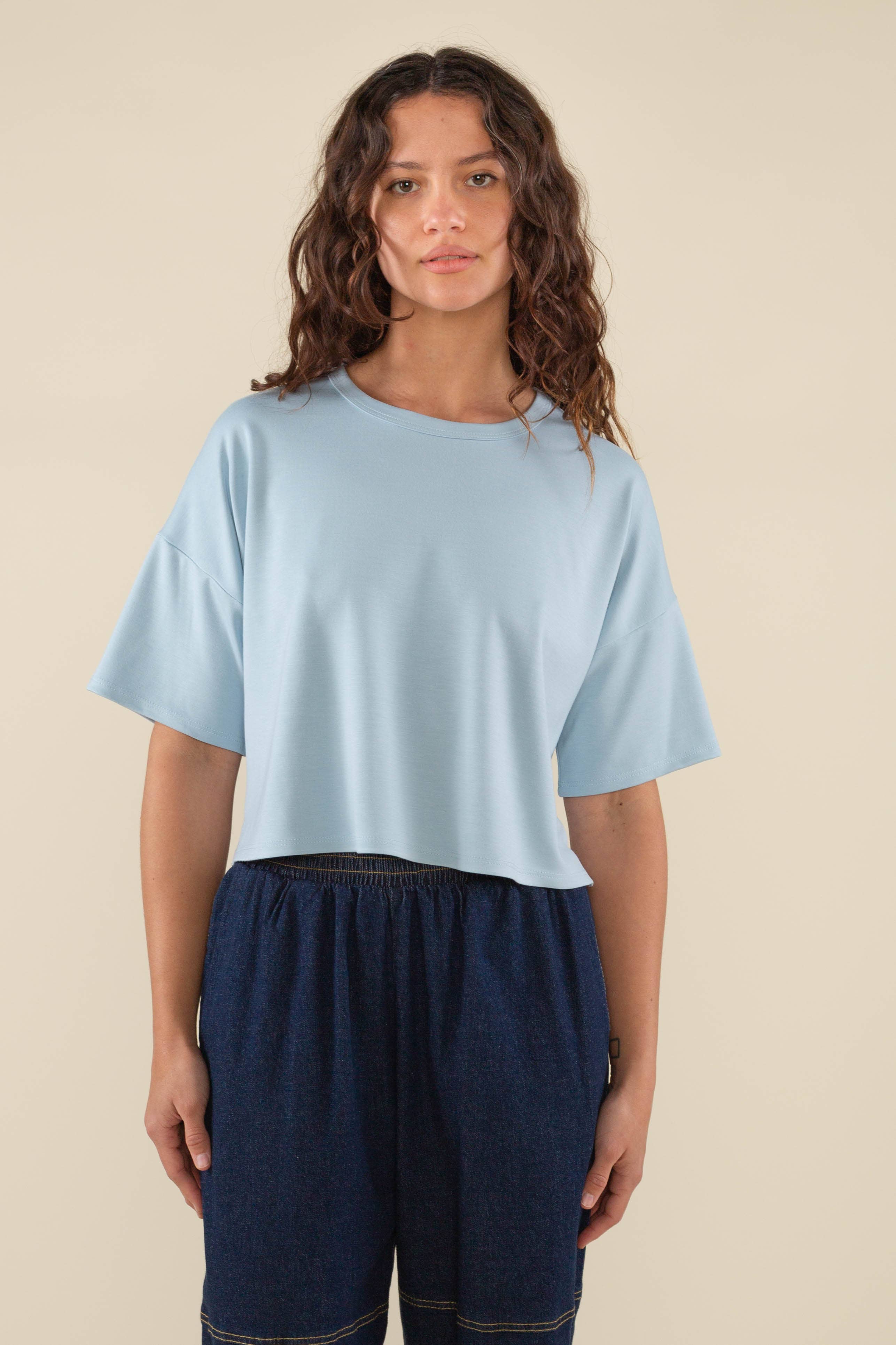 NLT - Wholesale T-Shirt - Women's - Bailey Top4