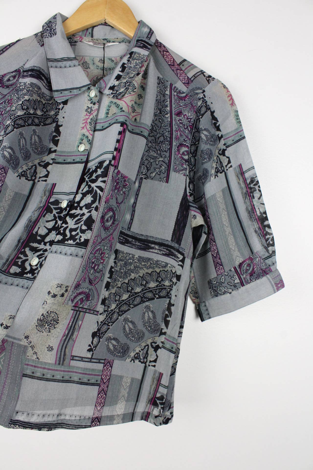 Sun's Out! - Wholesale Button Down Shirt - Women's - Vintage Short-Sleeve Button Up Blouse - Original Length26