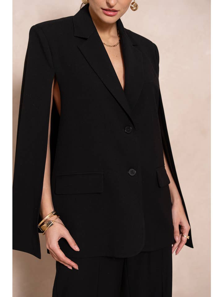 Attentif Paris – Blusão - Mulher por atacado – Casaco capa oversized com corte estruturado32