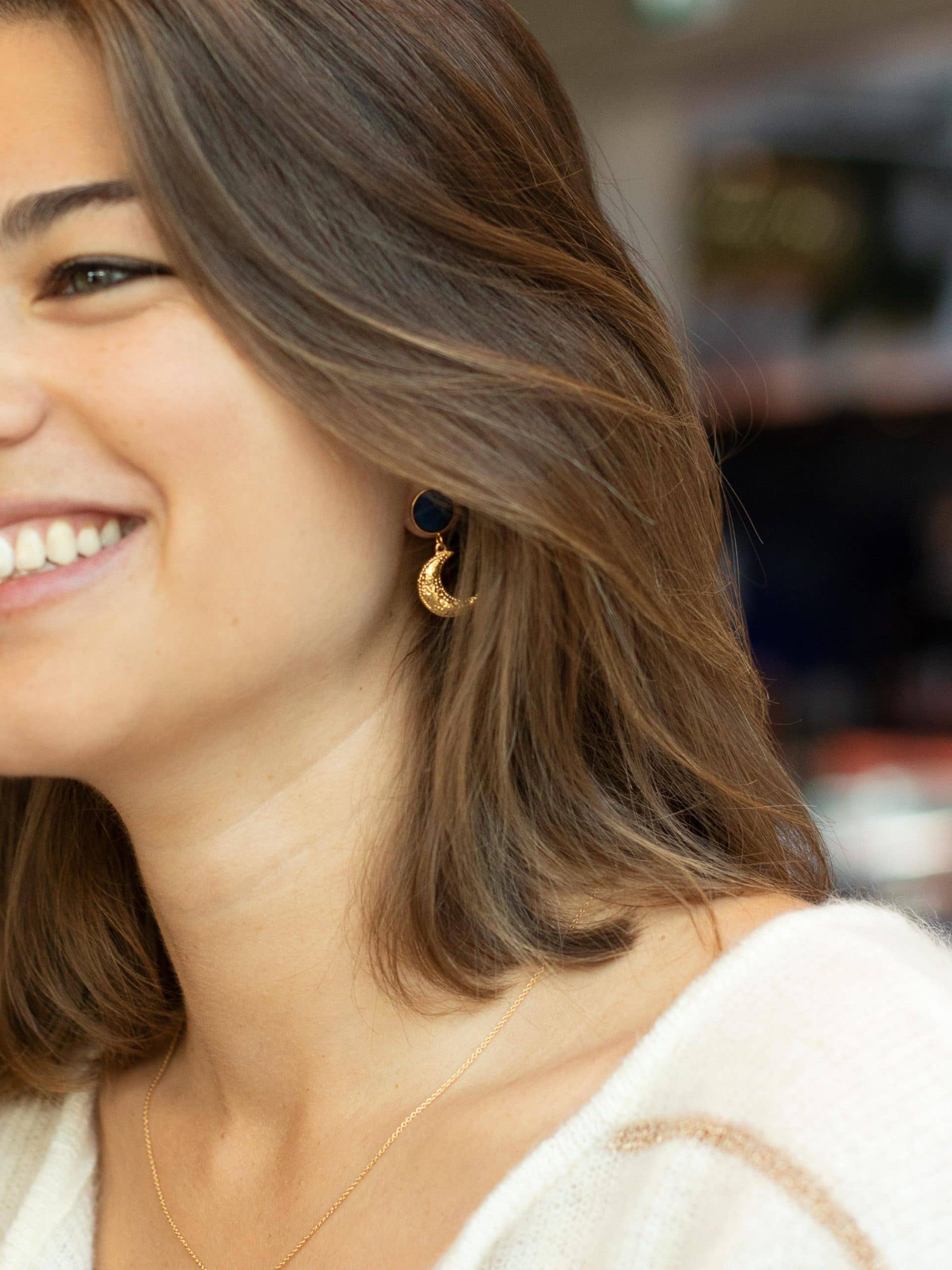 Délicat Fracas - Wholesale Dangle Earrings - LUNA earrings2