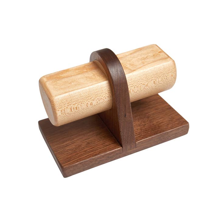 Form & Grain LLC - Vente Supports et présentoirs à bijoux - Présentoir pour deux montres en noyer et érable2