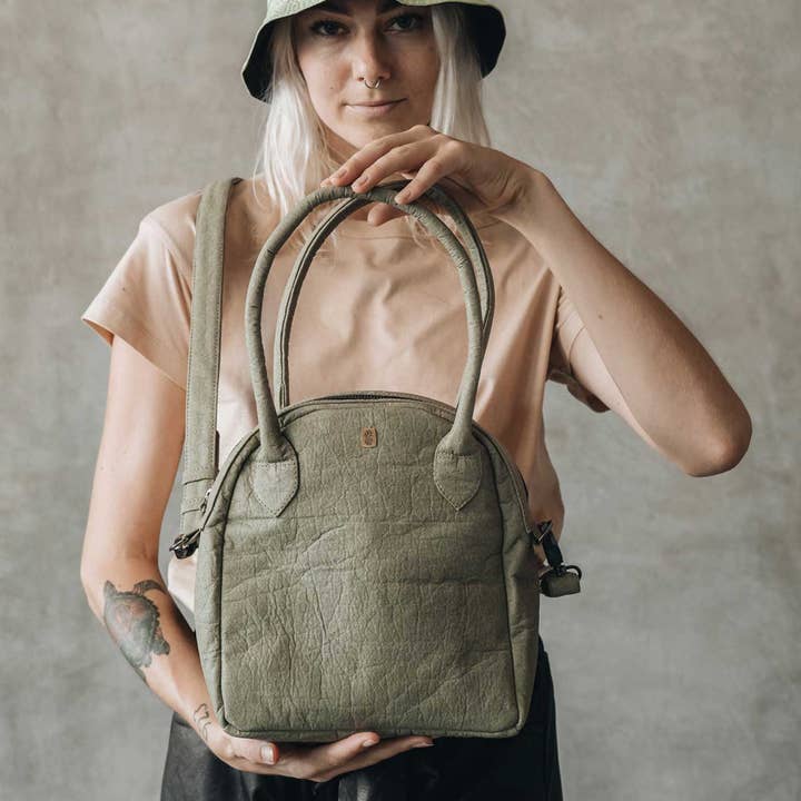 Vegan Leather Co - Wholesale Top handle bag – women's - Pineapple Leather Crusader | Sage2