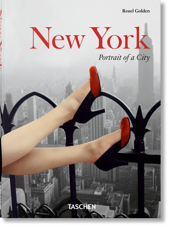 New York. Portrait of a City (English) for wholesale by TASCHEN America