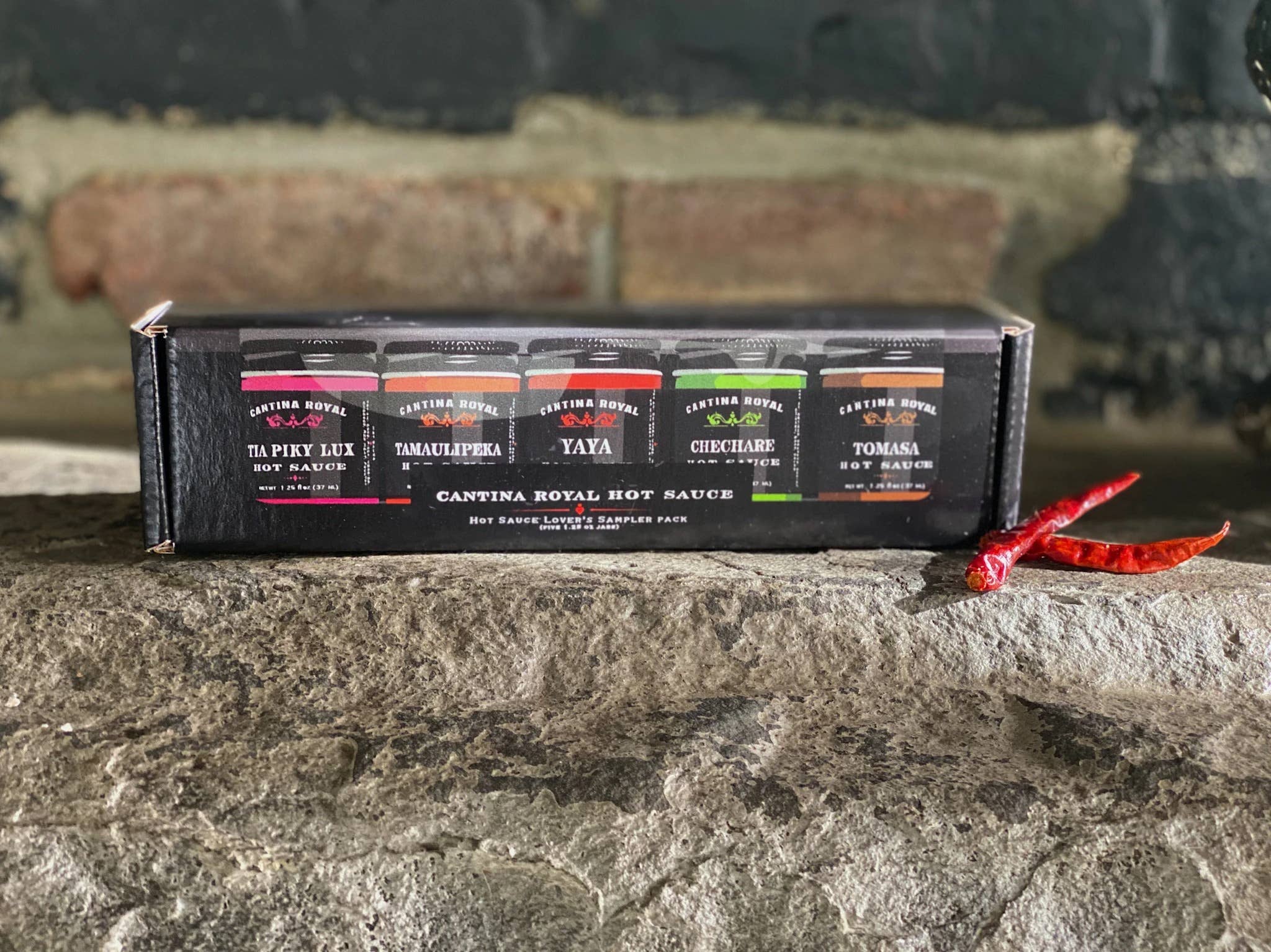 Cantina Royal Hot Sauce - Wholesale Hot Sauce - Cantina Royal Hot Sauce Lover Gift Pack4