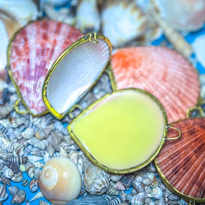 Mandala Gems - Wholesale Solid Perfume - CREATRIX Solid Perfume, Botanical Natural Perfume in A Seashell Compact5