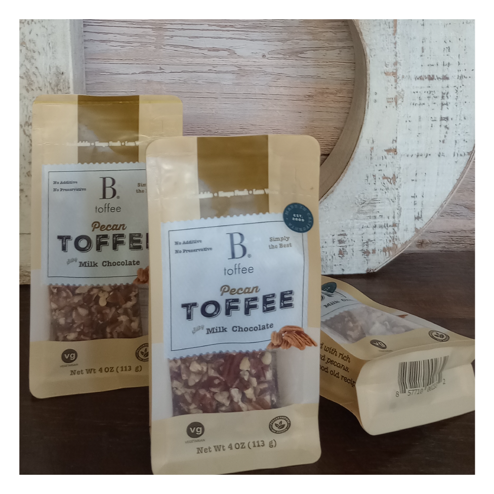 B. Toffee & Treats - Vente Chocolat - B. Toffee 4oz Chocolat au lait dans un sac imprimé B. Toffee1